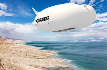 1 airlander in sky